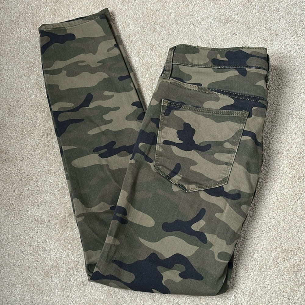Camo jeans